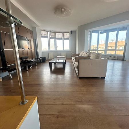 Whitefort Apartment Almaty Eksteriør billede
